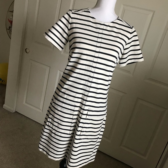 Banana Republic Dresses & Skirts - ⬇️$40 Banana Republic Striped Dress Like New